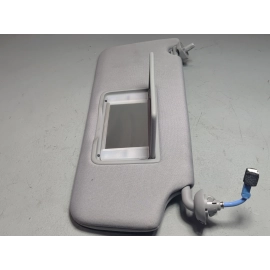 2017-2022 HONDA PILOT FRONT PASSENGER SIDE SUNVISOR SUN VISOR W/ LIGHT OEM