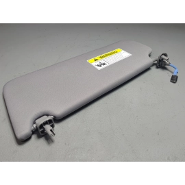 2017-2022 HONDA PILOT FRONT PASSENGER SIDE SUNVISOR SUN VISOR W/ LIGHT OEM