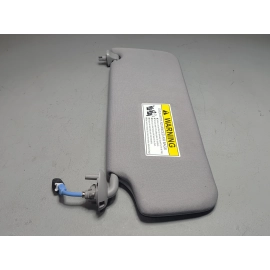 2017-2022 HONDA PILOT FRONT PASSENGER SIDE SUNVISOR SUN VISOR W/ LIGHT OEM