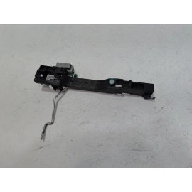 2016-2022 HONDA PILOT FRONT PASSENGER SIDE EXTERIOR DOOR HANDLE BASE BRACKET OEM