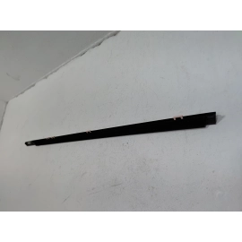 HONDA PILOT FRONT RIGHT PASSENGER SIDE DOOR WINDOW BELT MOLDING  2016-2022 OEM