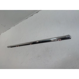 HONDA PILOT FRONT RIGHT PASSENGER SIDE DOOR WINDOW BELT MOLDING  2016-2022 OEM