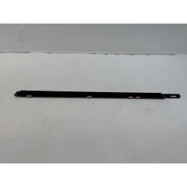 HONDA PILOT FRONT RIGHT PASSENGER SIDE DOOR WINDOW BELT MOLDING  2016-2022 OEM