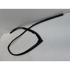 2016-2022 HONDA PILOT REAR RIGHT DOOR GLASS RUN CHANNEL WEATHERSTRIP SEAL OEM
