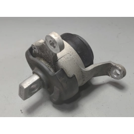 HONDA PILOT 3.5L ENGINE PASSENGER SIDE MOTOR MOUNT BRACKET SUPPORT 2016-2022 OEM