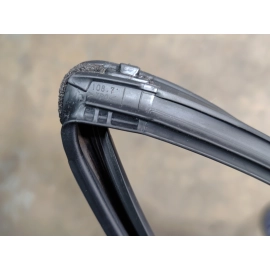 2018-2024 TOYOTA CAMRY REAR LEFT DRIVER DOOR WINDOW GLASS RUN CHANNEL SEAL OEM