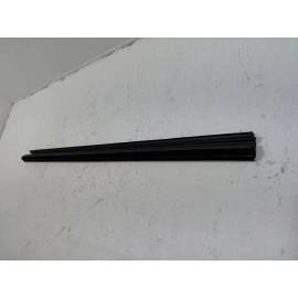 2018-2019 TOYOTA CAMRY FRONT DRIVER SIDE DOOR WINDOW INNER WEATHERSTRIP SEAL OEM