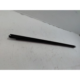 2018-2019 TOYOTA CAMRY FRONT DRIVER SIDE DOOR WINDOW INNER WEATHERSTRIP SEAL OEM