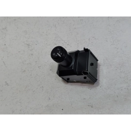 2018-2019 TOYOTA CAMRY FRONT DRIVER SIDE DOOR OUTER MIRROR CONTROL SWITCH OEM