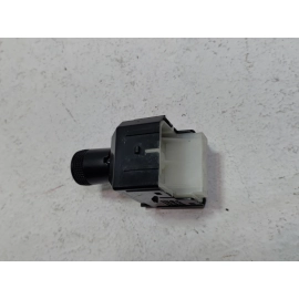 2018-2019 TOYOTA CAMRY FRONT DRIVER SIDE DOOR OUTER MIRROR CONTROL SWITCH OEM