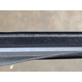 2018-19 Toyota Camry Front Passenger Side Door Window Belt Weatherstrip Seal OEM