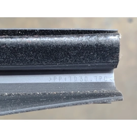 2018-19 Toyota Camry Front Passenger Side Door Window Belt Weatherstrip Seal OEM