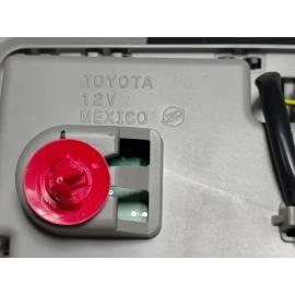 2018 TOYOTA CAMRY SE ROOF OVERHEAD CONSOLE DOME LIGHT LAMP SWITCH OEM