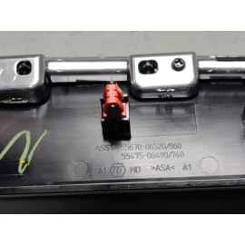 2018 TOYOTA CAMRY SE DASHBOARD PASSENGER SIDE BEZEL MOLDING & AIR VENT OEM