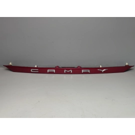 2018-2024 TOYOTA CAMRY REAR TRUNK DECK LID LICENCE PLATE MOLDING 3T3 OEM