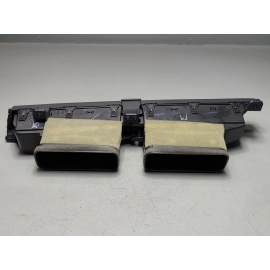 2018-2020 TOYOTA CAMRY DASH DASHBOARD CENTER OUTER AIR VENT GRILLE OEM