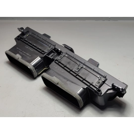 2018-2020 TOYOTA CAMRY DASH DASHBOARD CENTER OUTER AIR VENT GRILLE OEM