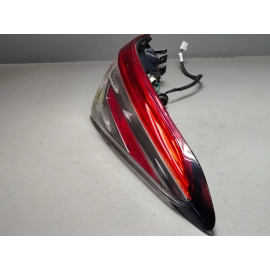 2018-2020 TOYOTA CAMRY REAR RIGHT PASSENGER SIDE OUTER TAILLIGHT LAMP OEM
