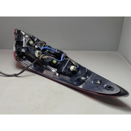 2018-2020 TOYOTA CAMRY REAR RIGHT PASSENGER SIDE OUTER TAILLIGHT LAMP OEM