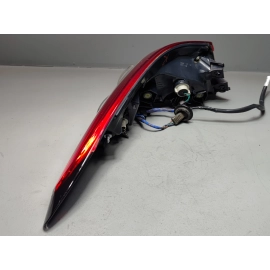 2018-2020 TOYOTA CAMRY REAR RIGHT PASSENGER SIDE OUTER TAILLIGHT LAMP OEM