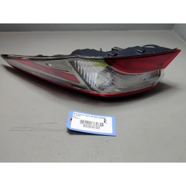 2018-2020 TOYOTA CAMRY REAR RIGHT PASSENGER SIDE OUTER TAILLIGHT LAMP OEM