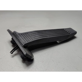 2018-2024 TOYOTA CAMRY GAS PEDAL ACCELERATOR PAD OEM