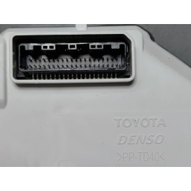 2018 TOYOTA CAMRY SE DASH INSTRUMENT PANEL GAUGE CLUSTER SPEEDOMETER OEM