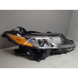 2018 TOYOTA CAMRY RIGHT PASSENGER SIDE HEADLIGHT LAMP LIGHT OEM 1pcs
