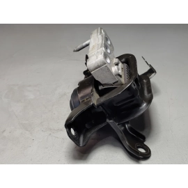 2021 Toyota Avalon 2.5L Engine Passenger Side Support Mount Bracket OEM