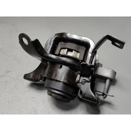 2021 Toyota Avalon 2.5L Engine Passenger Side Support Mount Bracket OEM