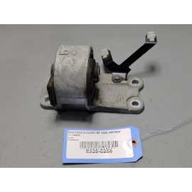 TOYOTA CAMRY 2.5L FWD DRIVER SIDE TRANSMISSION MOUNT BRACKET SUPPORT 2018-24 OEM