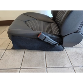 2018 Toyota Camry SE Front Passenger Side Seat Assembly OEM