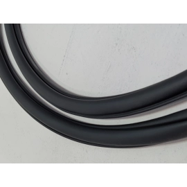 2018-2025 VOLKSWAGEN ATLAS REAR LEFT SIDE DOOR BODY WEATHERSTRIP INNER SEAL OEM