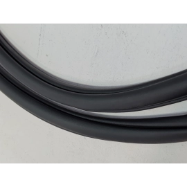 2018-2025 VOLKSWAGEN ATLAS REAR LEFT SIDE DOOR BODY WEATHERSTRIP INNER SEAL OEM