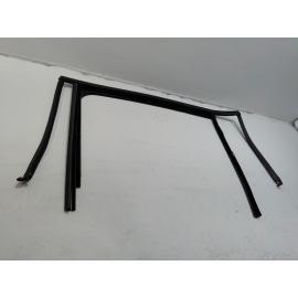 2018-2025 VOLKSWAGEN ATLAS REAR DRIVER DOOR WINDOW GLASS RUN CHANNEL SEAL OEM