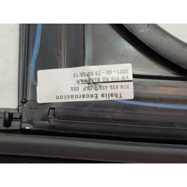 2018-2025 VOLKSWAGEN ATLAS REAR DRIVER DOOR WINDOW GLASS RUN CHANNEL SEAL OEM