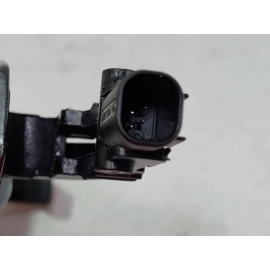 2018-2023 VOLKSWAGEN ATLAS FRONT OR REAR PASSENGER DOOR EXTERIOR HANDLE OEM