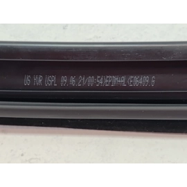 2018-2025 VOLKSWAGEN ATLAS REAR PASSENGER DOOR WINDOW GLASS RUN CHANNEL SEAL OEM