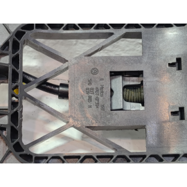 2018-2025 VOLKSWAGEN ATLAS REAR LEFT OR RIGHT SIDE EXTERIOR DOOR HANDLE BASE OEM