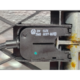 2018-2025 VOLKSWAGEN ATLAS REAR LEFT OR RIGHT SIDE EXTERIOR DOOR HANDLE BASE OEM