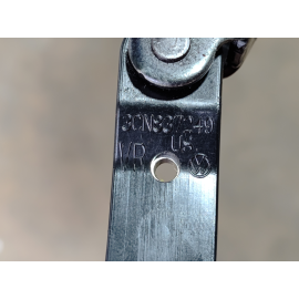 2018-25 VOLKSWAGEN ATLAS FRONT LEFT OR RIGHT HINGE CHECK STRAP STOP STOPPER OEM