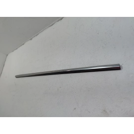 18-2025 VOLKSWAGEN ATLAS FRONT RIGHT PASSENGER SIDE DOOR WINDOW BELT MOLDING OEM