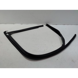 2018-2025 Volkswagen Atlas Front Passenger Door Window Glass Run Channel OEM