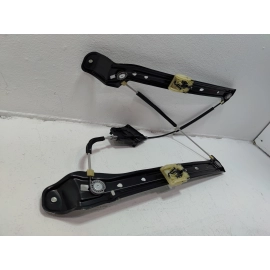 2018-2025 Volkswagen Atlas Front Right Passenger Side Door Window Regulator OEM