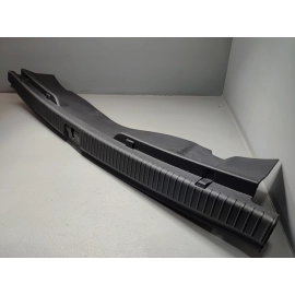 2018-2025 VOLKSWAGEN ATLAS REAR TRUNK SILL SCUFF PLATE COVER OEM