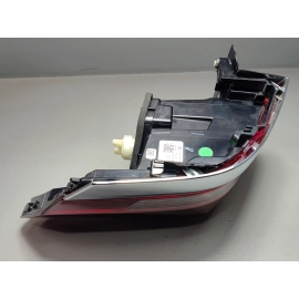 2021-2024 VOLKSWAGEN ATLAS REAR PASSENGER SIDE OUTER TAILLIGHT LED LAMP OEM