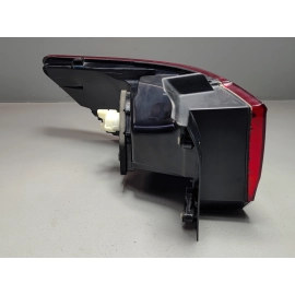 2021-2024 VOLKSWAGEN ATLAS REAR PASSENGER SIDE OUTER TAILLIGHT LED LAMP OEM