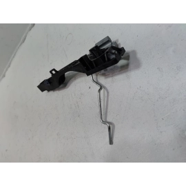 2016-2021 HONDA CIVIC FRONT PASSENGER SIDE EXTERIOR DOOR HANDLE BASE BRACKET OEM