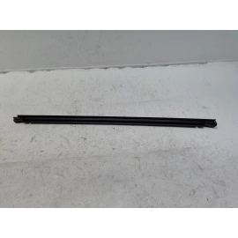 16-2021 HONDA CIVIC FRONT PASSENGER DOOR WINDOW INNER BELT WEATHERSTRIP SEAL OEM