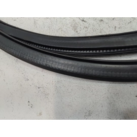 2018-2025 Volkswagen Atlas 	Front Passenger Door Body weatherstrip Seal OEM